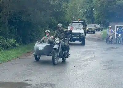 Na akci klubu vojenské historie nechyběla ani dobová sajdkára